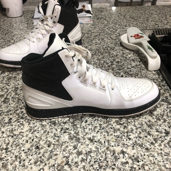 Lightly worn Jordan’s size 11 - Picture 6 of 6